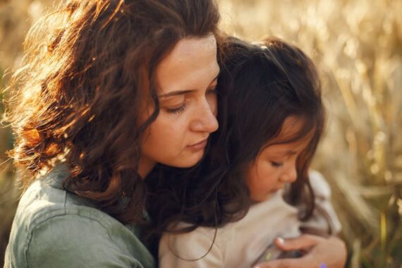 portrait-of-a-mother-with-her-daughter