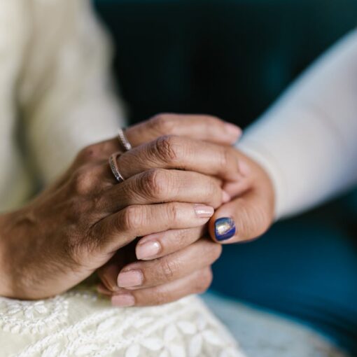 holding-hands